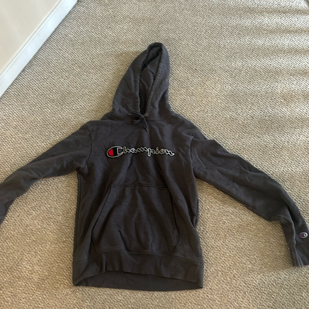 champion sweatshirt size S
